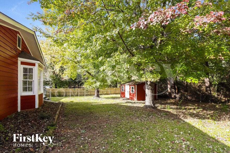 Building Photo - 1285 Gatewood Dr