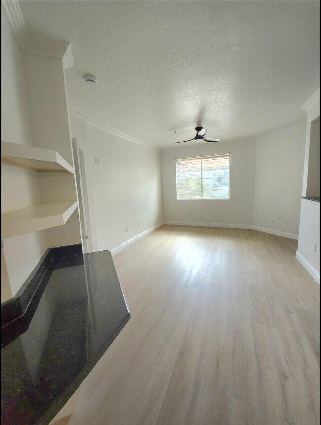 Building Photo - 11016 Legacy Dr