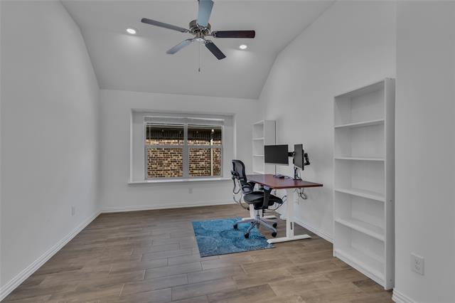 Building Photo - 1809 Da Vinci Dr
