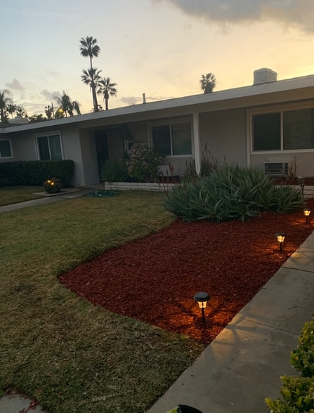 Building Photo - 2729 W Yale Ave