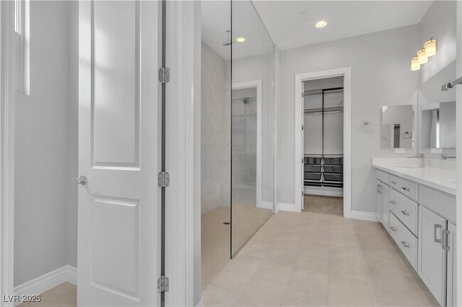 Building Photo - 11634 Peregrine Pt Ct