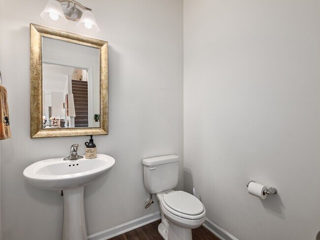 Building Photo - Beautiful Home with Room to Spare in Arden!