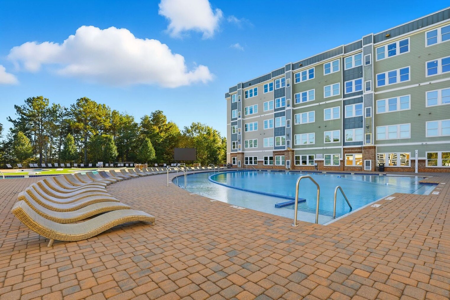 Building Photo - 205 Tiliwa Ct