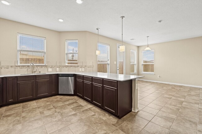 Building Photo - 15803 Copper Springs Ln