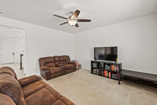 Building Photo - 3315 Bella Luna Dr