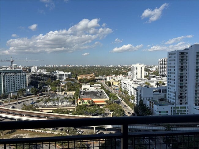 Building Photo - 60 SW 13th St