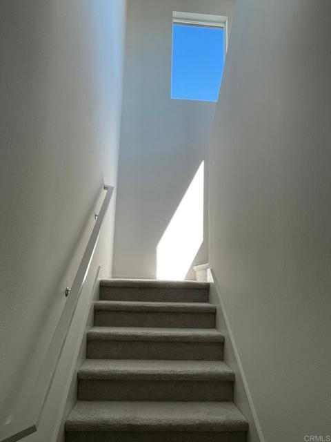 Building Photo - 28325 Via Moscotel