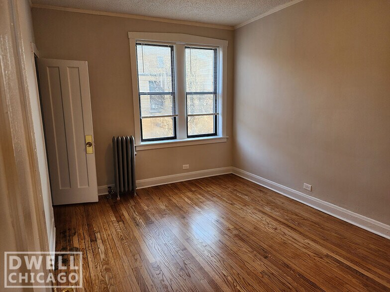 Building Photo - 1540 N Kedzie Ave