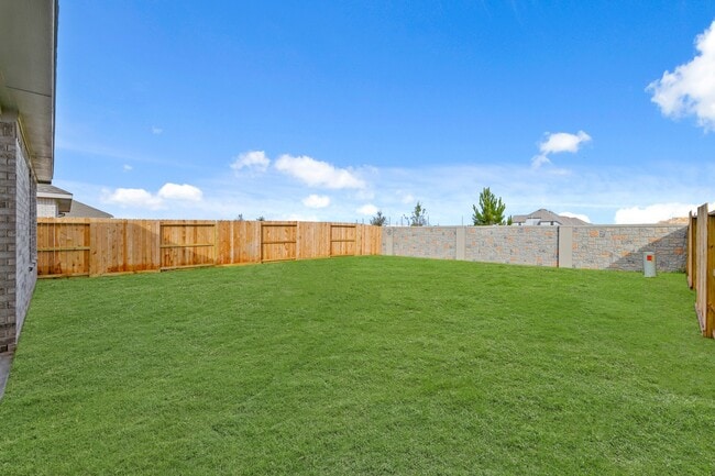 Building Photo - 31714 Blossom Ln