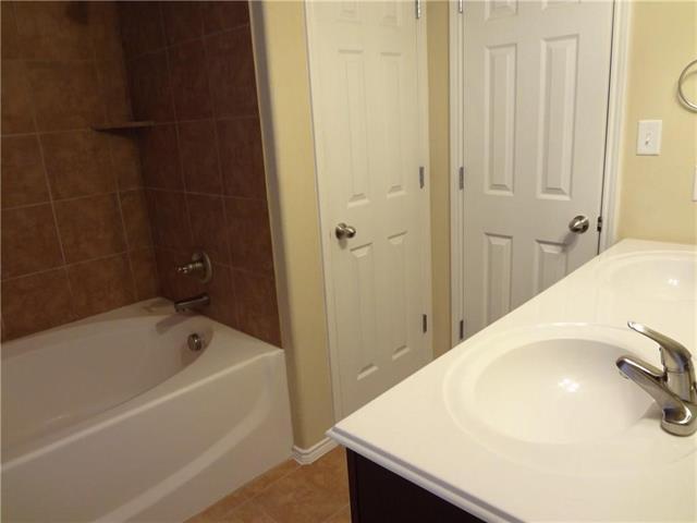 Building Photo - 904 Mazatlan Ct