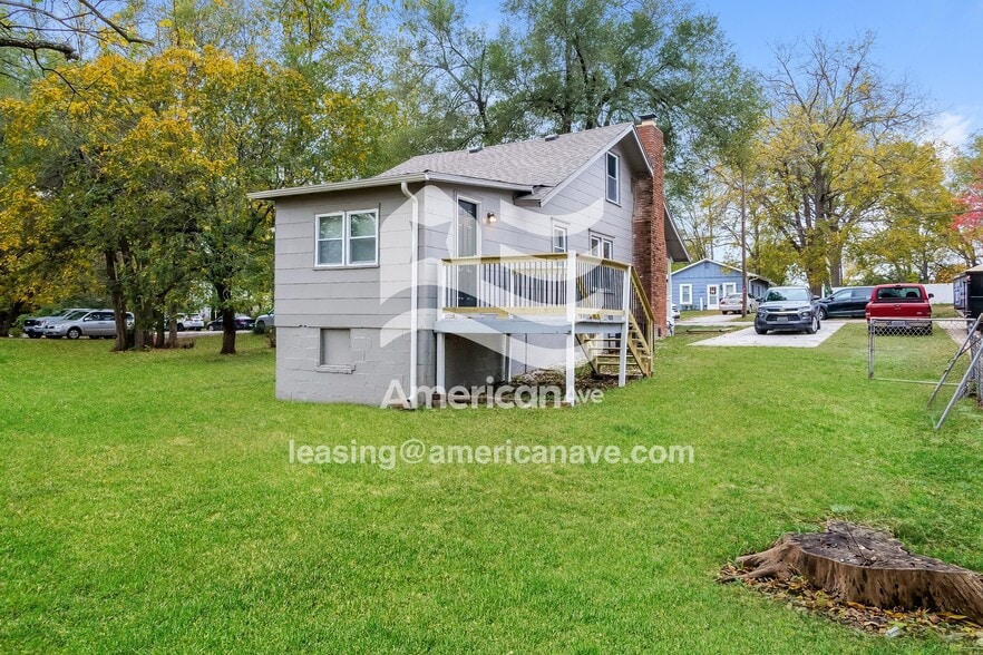 Building Photo - 13401 Parker Ave