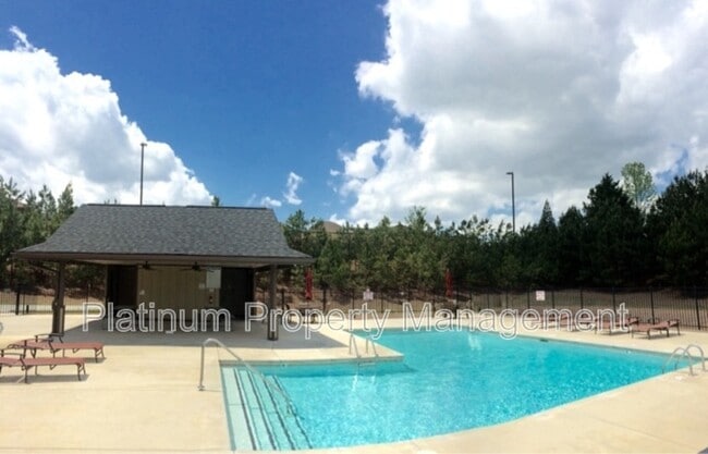 Building Photo - 2635 Runnymede Ct