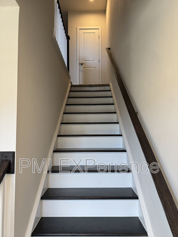 Building Photo - 5609 Greenpoint Ln