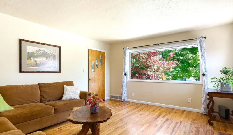 Building Photo - 1223 Albright St