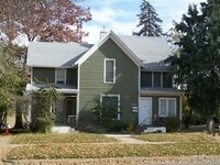 Building Photo - 1528 9th Ave