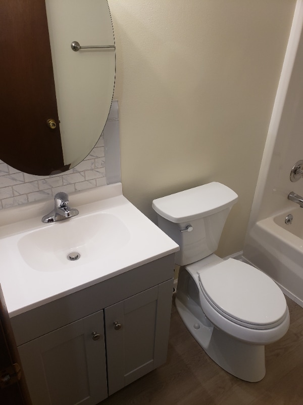 Building Photo - 1129 Farnsworth Ave