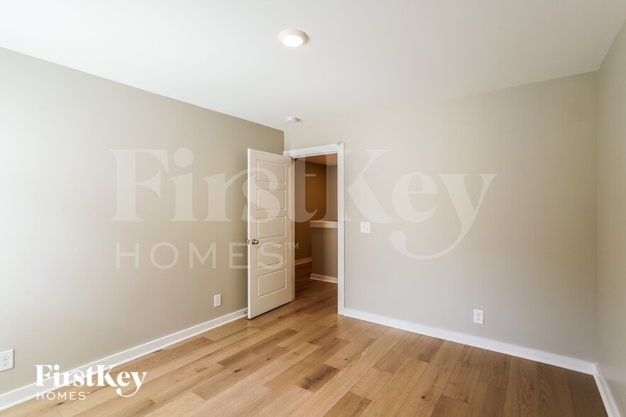 Building Photo - 1149 Alcove Wy