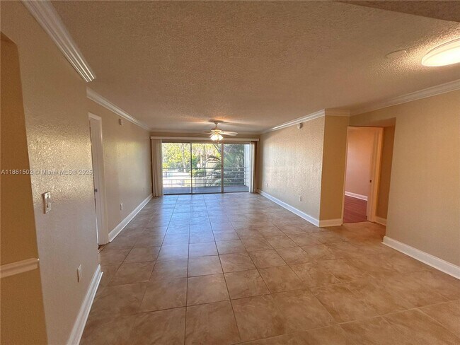 Building Photo - 4255 N University Dr