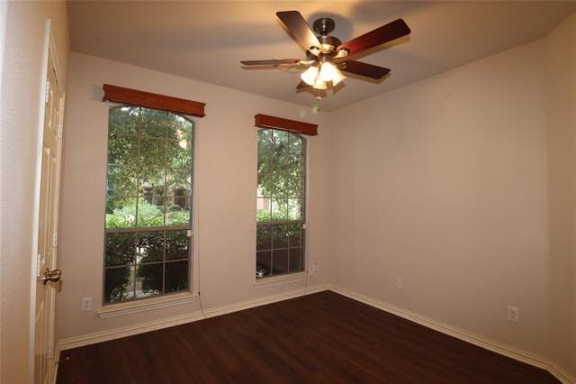 Building Photo - 3014 Pinecrest Dr