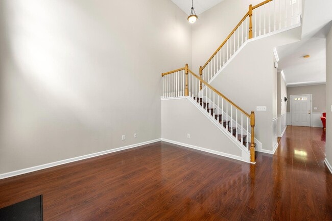 Building Photo - 2415 Clock Face Ct