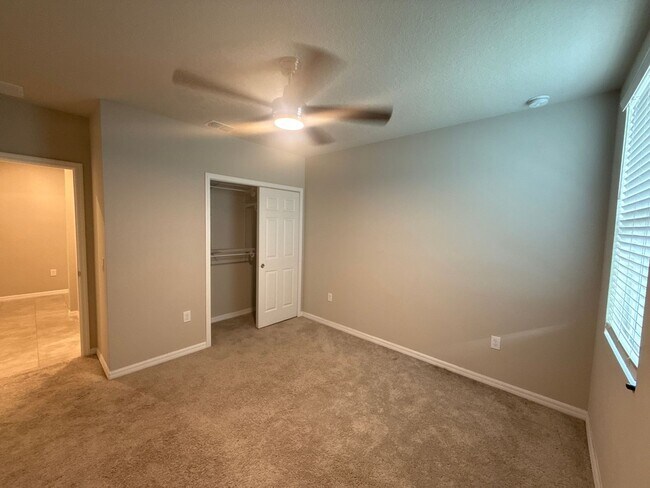 Building Photo - Stunning 4-bedroom, 3-bathroom, 2-stall garage, home. The only thing missing is you.