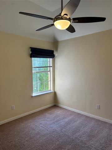 Building Photo - 3056 Sawtooth Dr