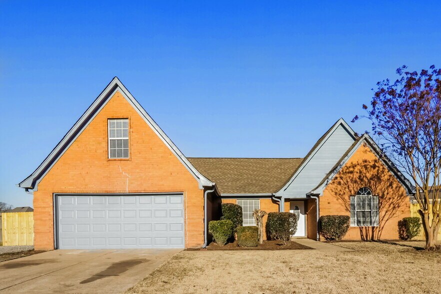 Primary Photo - 7772 Bramble Ln