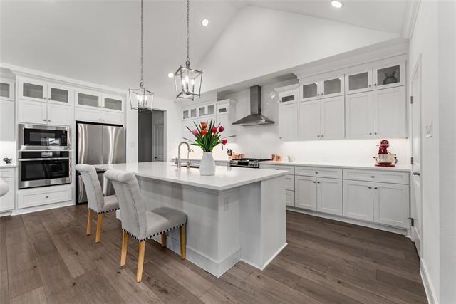 Building Photo - 1045 Bleriot Dr