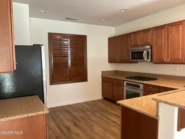 Building Photo - 6126 W Ave K1