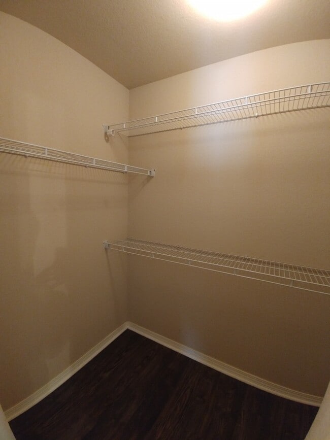 Building Photo - 4468 W Sweetgum Ln