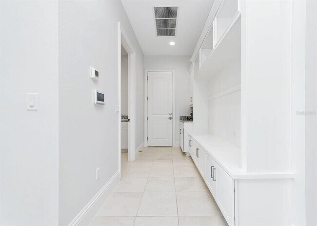 Building Photo - 13833 Abberwick Dr
