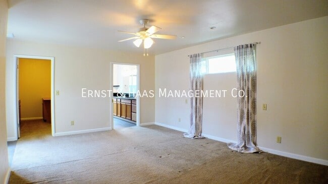 Building Photo - 3138 Shadypark Dr