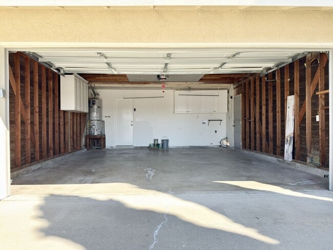 Building Photo - Remodeled Single Level in Cul-de-Sac!