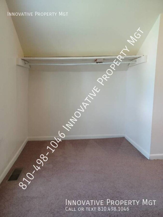Building Photo - 3090 Kettering Heights