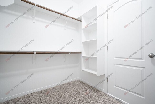 Building Photo - 7717 Hickman St