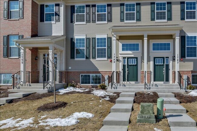 Building Photo - 1749 Carlstedt Dr