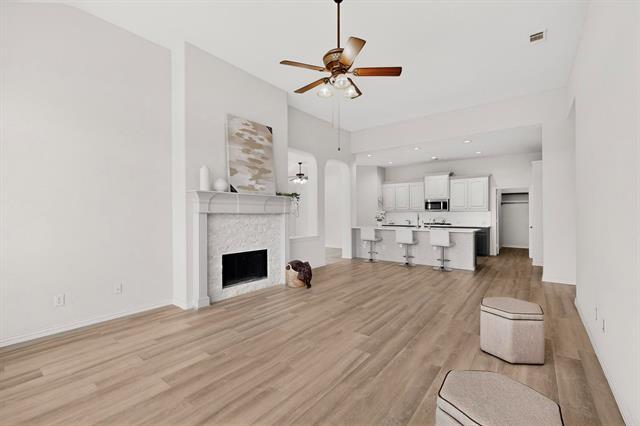 Building Photo - 2405 Hammock Lake Dr