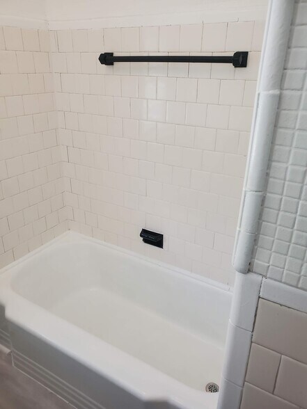 Building Photo - 3117 Leighton Ave