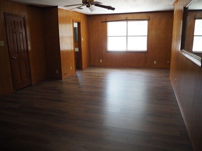 Building Photo - 7118 FM2931