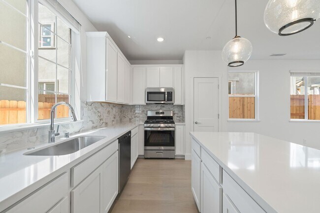 Building Photo - 465 Prosecco Wy