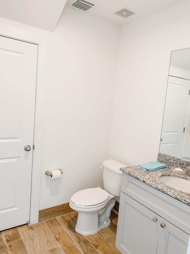 Building Photo - 118 Osprey Cir