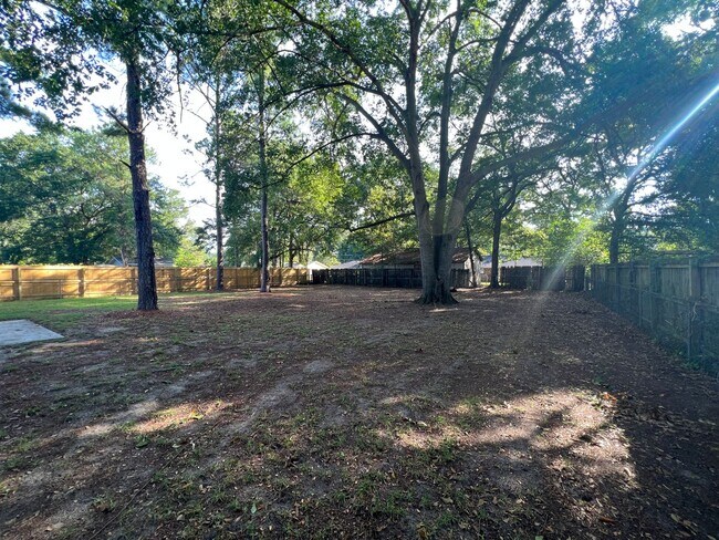 Building Photo - Brick Ranch in Columbia County