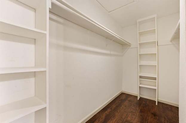 Building Photo - 10555 Turtlewood Ct