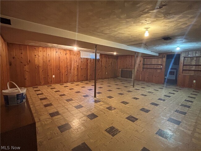 Building Photo - 4307 Manchester Rd