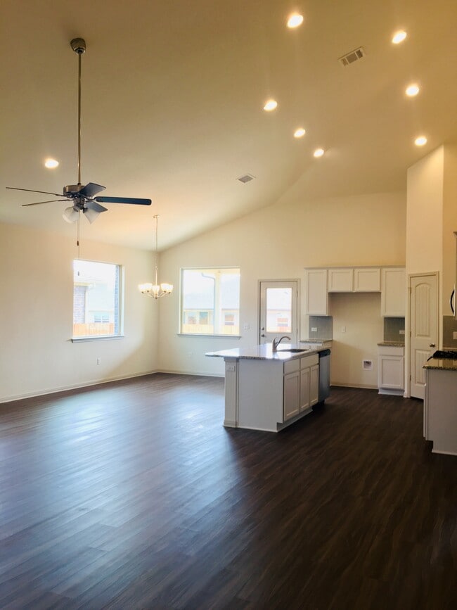 Building Photo - 18313 Calasetta Dr