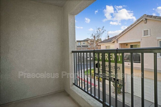 Building Photo - 1459 Claude Ln