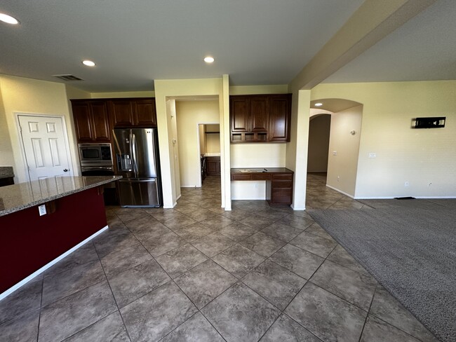 Building Photo - 1155 Polyanthus Ln