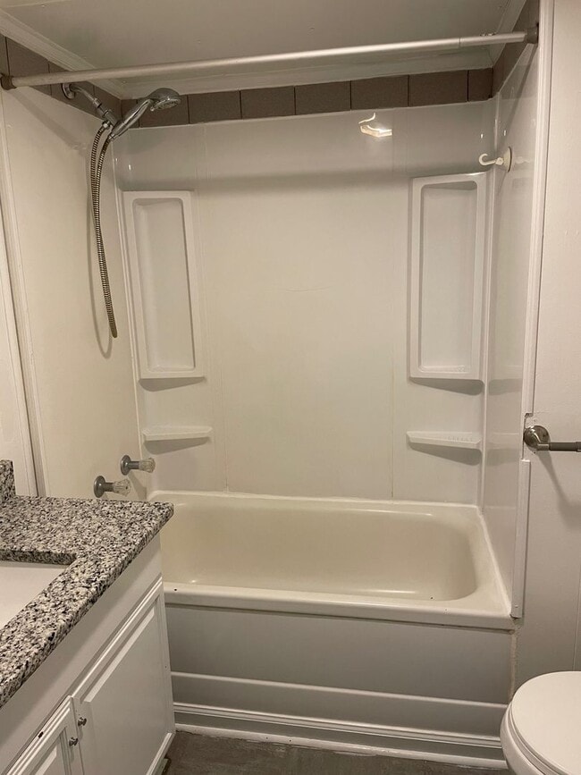 Building Photo - 2 bdrm singlewide with additions