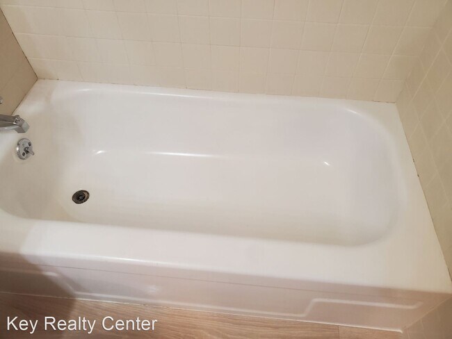 Building Photo - 1 br, 1 bath House - 9504 Emerald Park Dri...