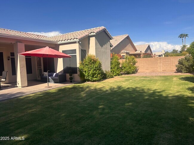 Building Photo - 7165 W Foothill Dr